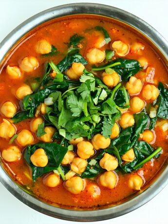 Chickpea and Spinach Curry