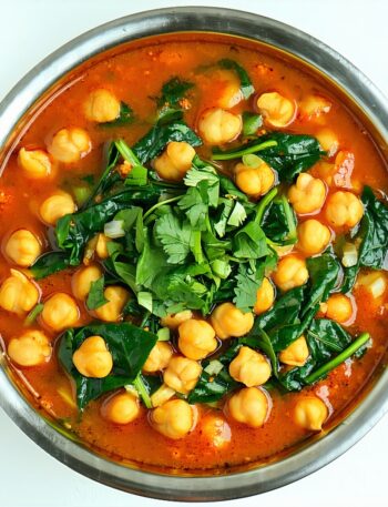 Chickpea and Spinach Curry